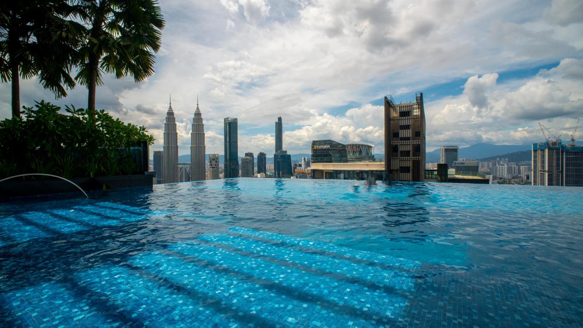 Moonway Suites At Eaton Klcc Куала-Лумпур Екстер'єр фото